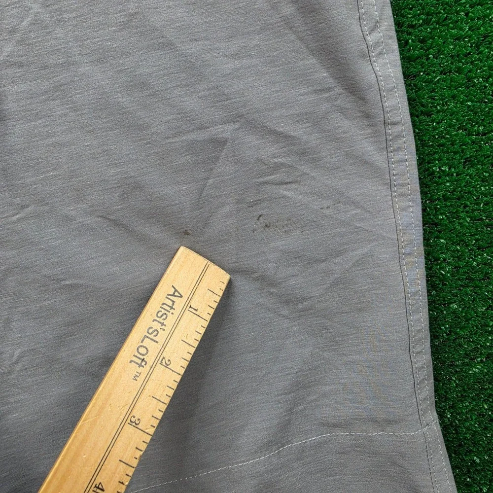 Faherty All Day Hybrid Shorts Mens 33 Gray Blue Flat Front Stretch Casual